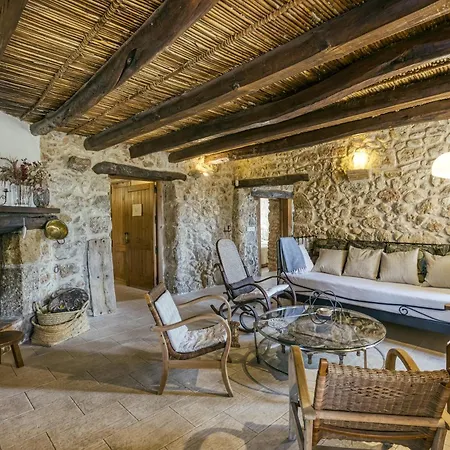 Country house Mas Coquells Rural